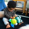 BABY EINSTEIN Ocean Explorers Neptune's Sensory Sidekick jouet en peluche, des la naissance – Image 3