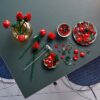 LEGO 10328 Icons Le Bouquet de Roses, Fleurs Artificielles pour Décorer, Cadeau de Saint-Valentin pour Adultes – Image 4