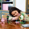 LEGO Wicked 75682 Figurines d'Elphaba et de Glinda - Idée Cadeau Anniversaire – Image 5